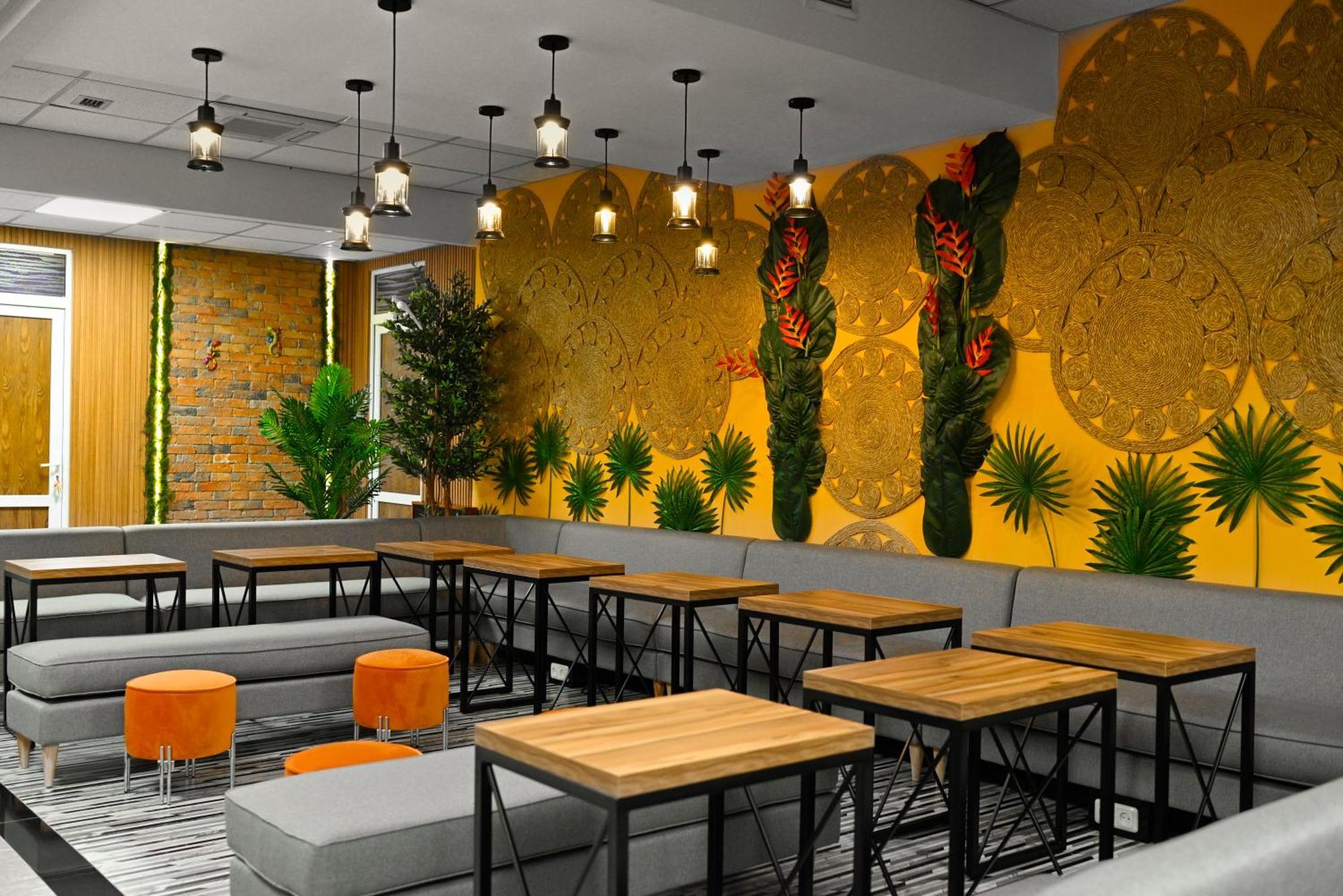 Tropica Inn Hotel Γιερεβάν Εξωτερικό φωτογραφία