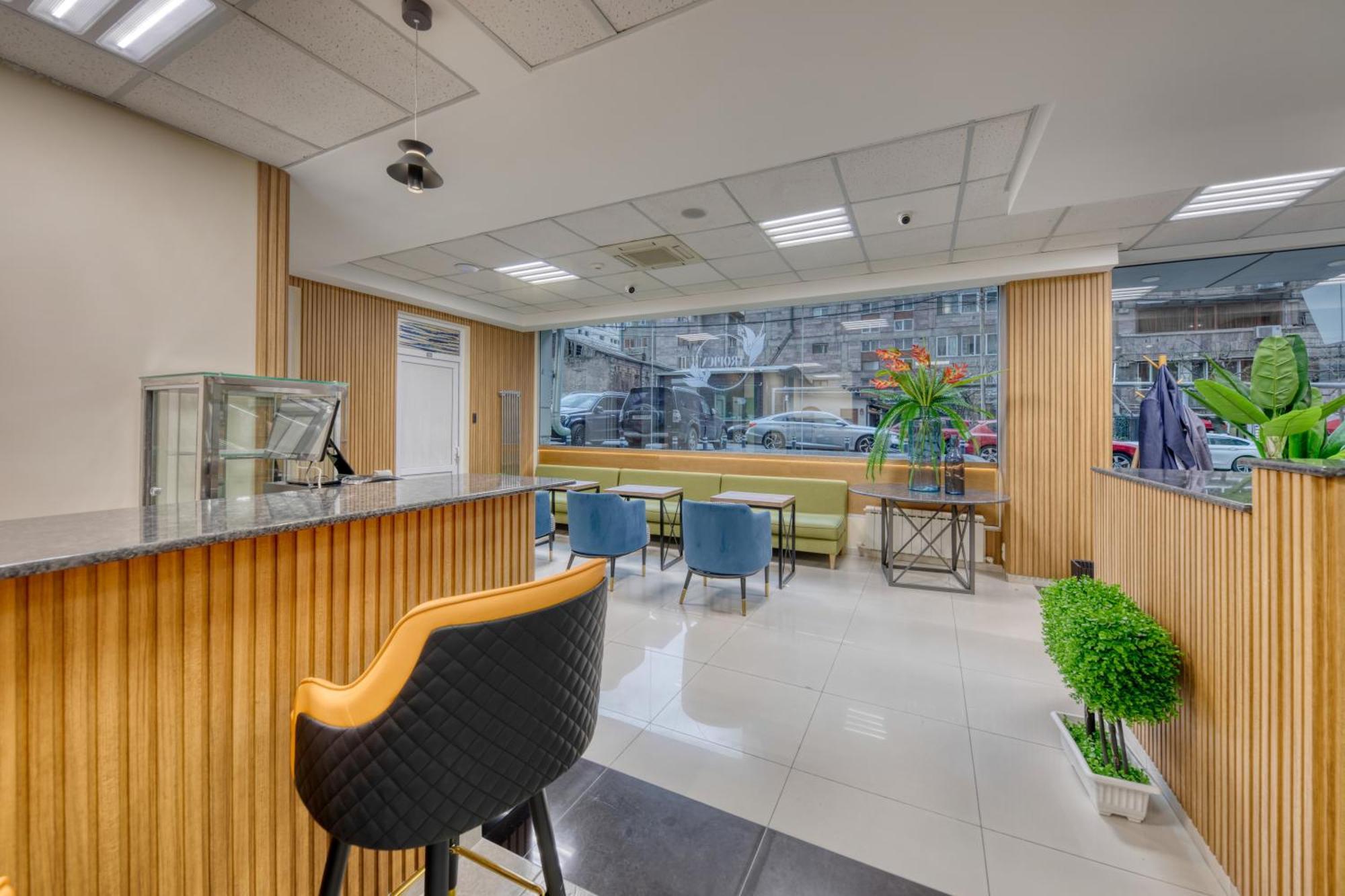 Tropica Inn Hotel Γιερεβάν Εξωτερικό φωτογραφία